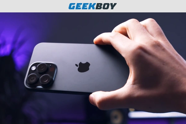 Recenze mobilní telefon Apple iPhone 16 Pro Max (2024)