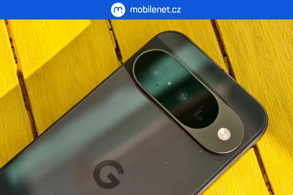 Recenze mobilní telefon Google Pixel 10 (2025)